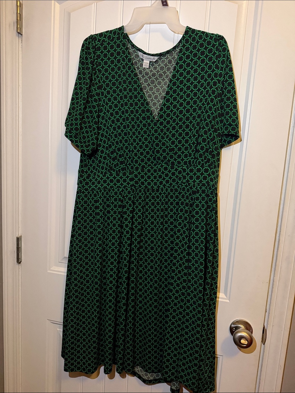 Cato Green & Black Geometric V-Neck Midi Dress